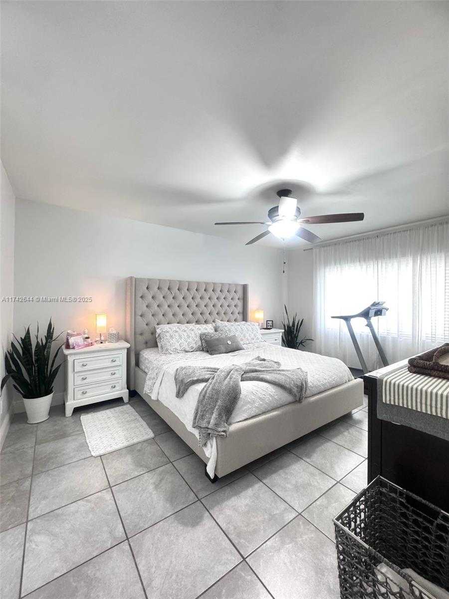 Small Image of 11545 SOUTH WEST 109TH RD #25Z, Miami Number 17