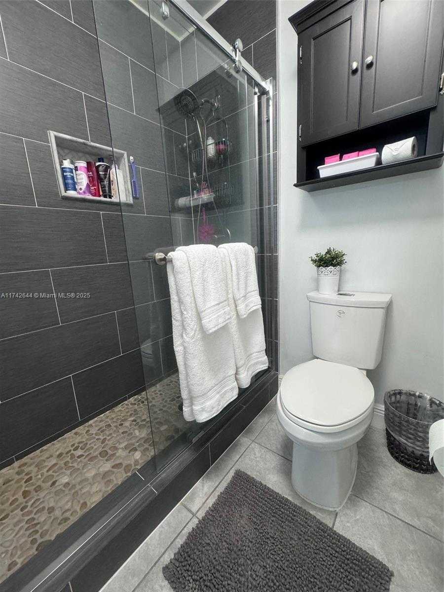 Small Image of 11545 SOUTH WEST 109TH RD #25Z, Miami Number 23