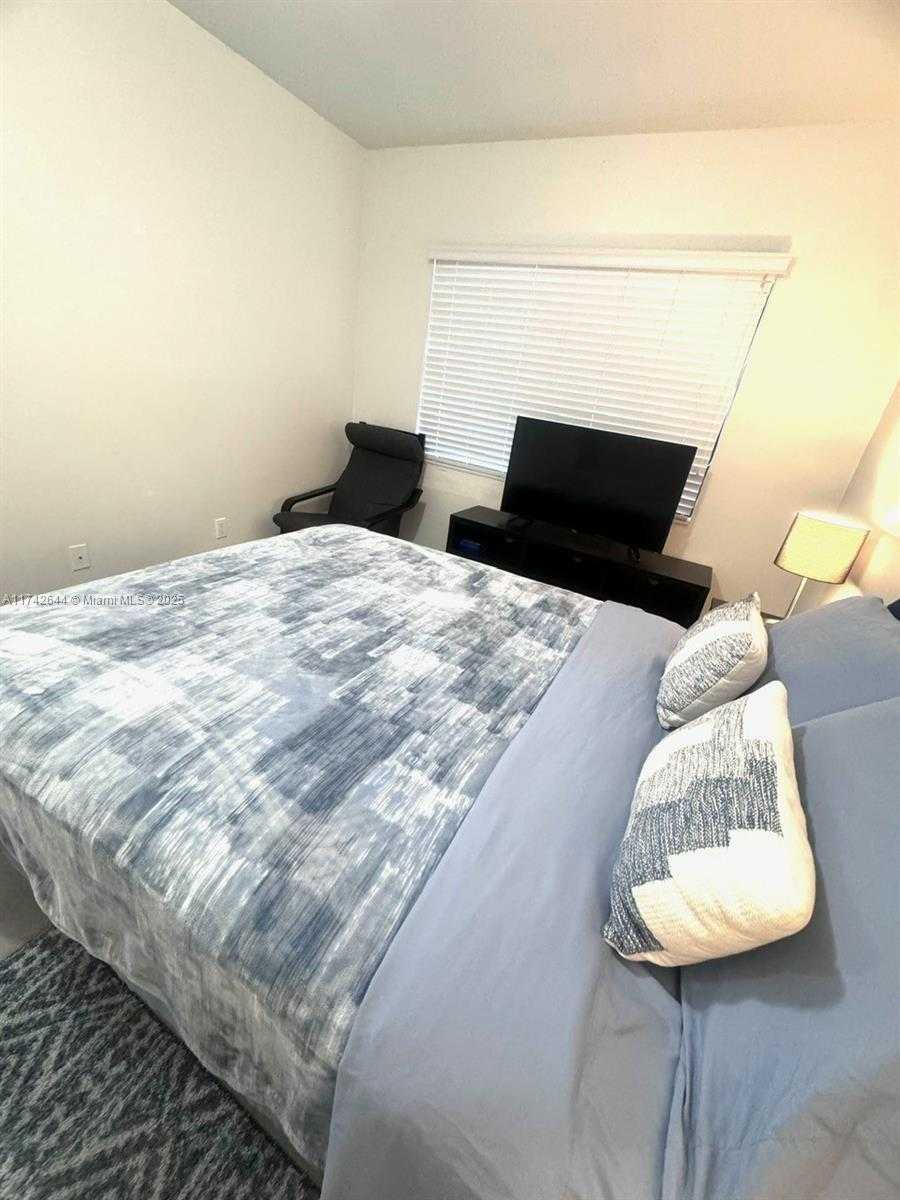 Small Image of 11545 SOUTH WEST 109TH RD #25Z, Miami Number 26