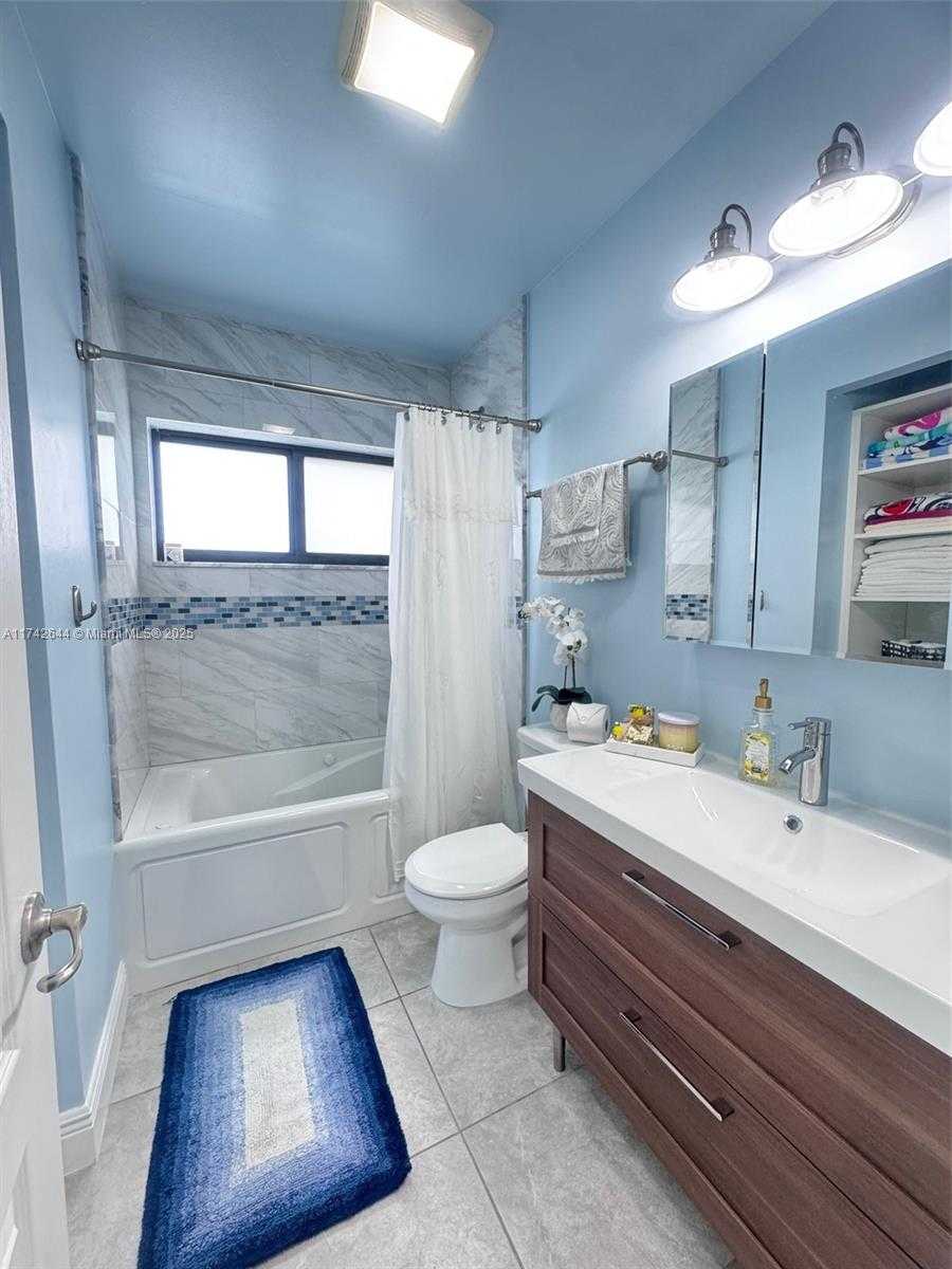 Small Image of 11545 SOUTH WEST 109TH RD #25Z, Miami Number 27