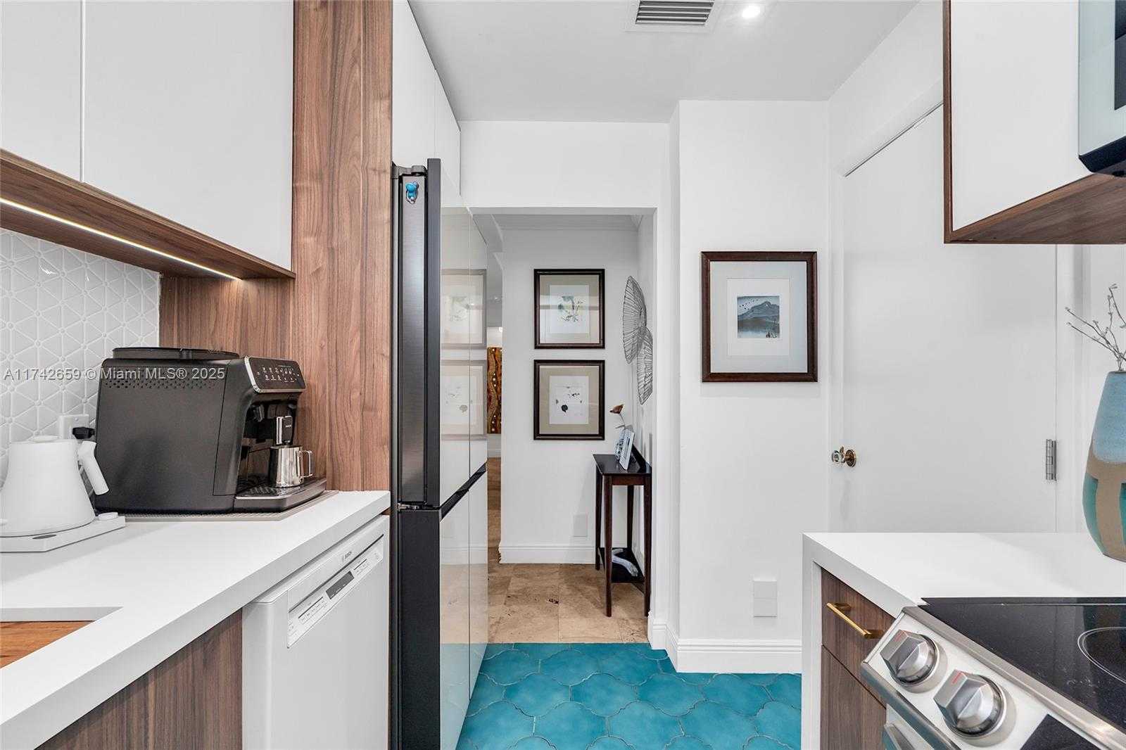 Small Image of 251 CRANDON BLVD #222, Key Biscayne Number 13