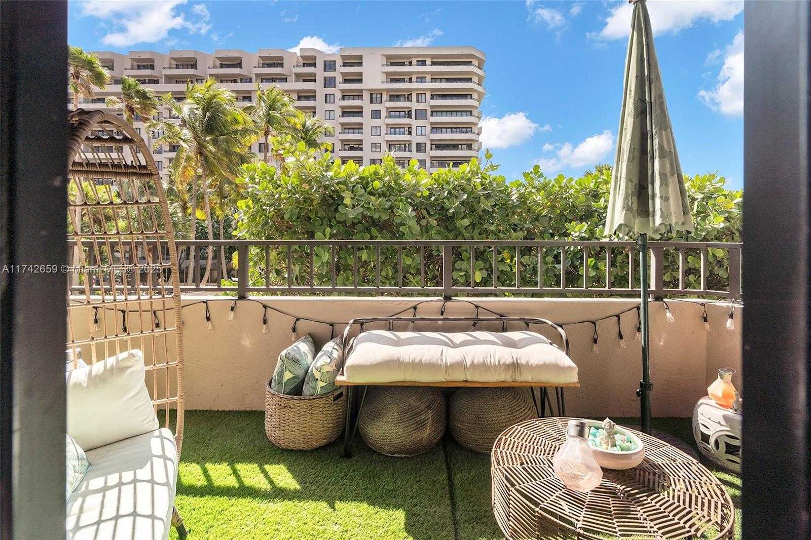 Small Image of 251 CRANDON BLVD #222, Key Biscayne Number 25