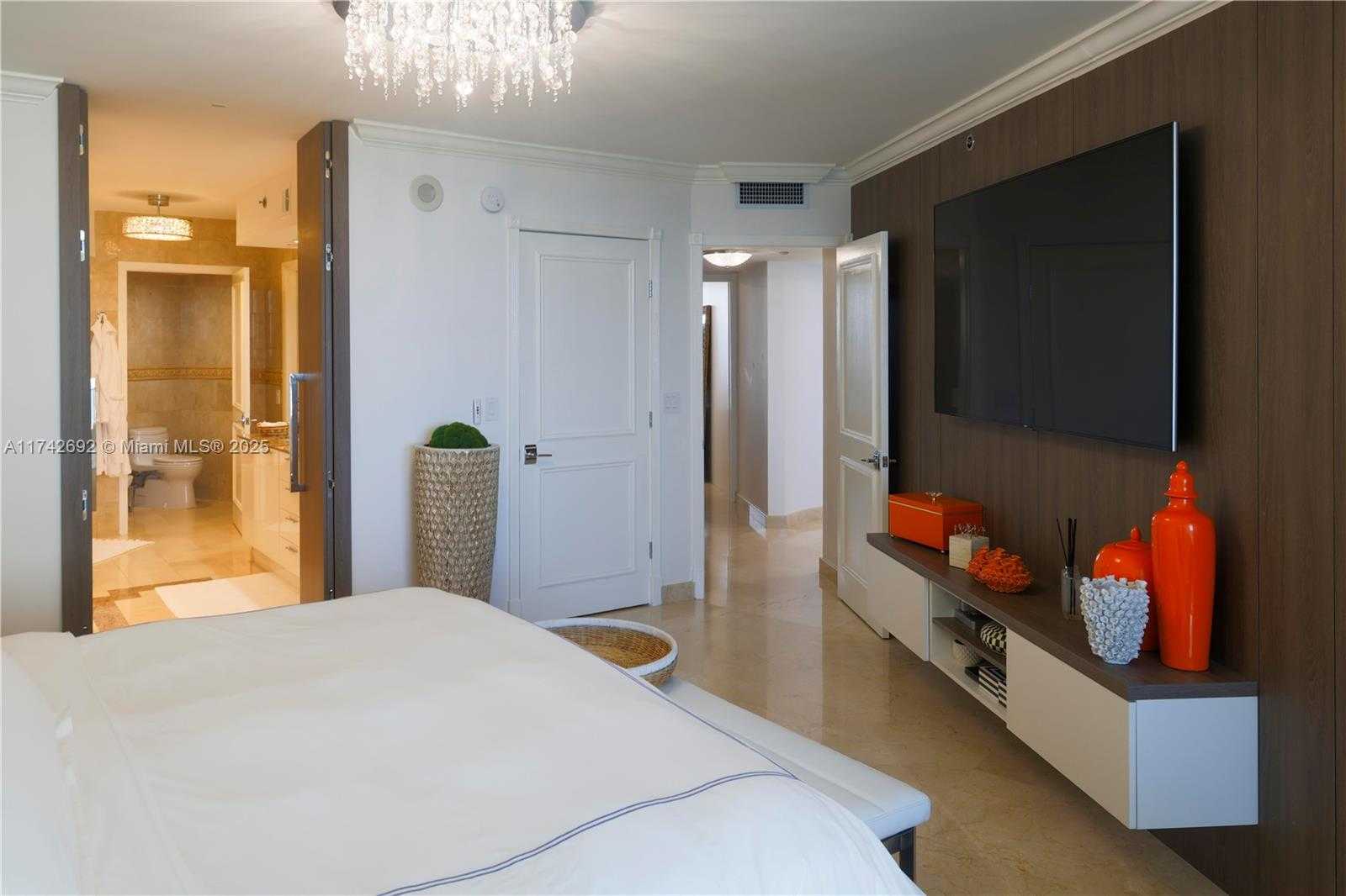 Small Image of 18911 COLLINS AVE #2406, Sunny Isles Beach Number 26