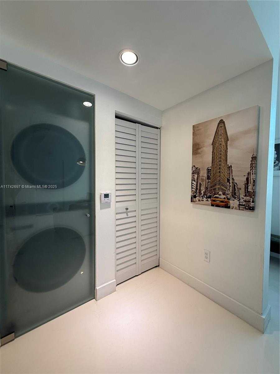 Small Image of 3180 SOUTH WEST 22ND TER #TLL1, Miami Number 3