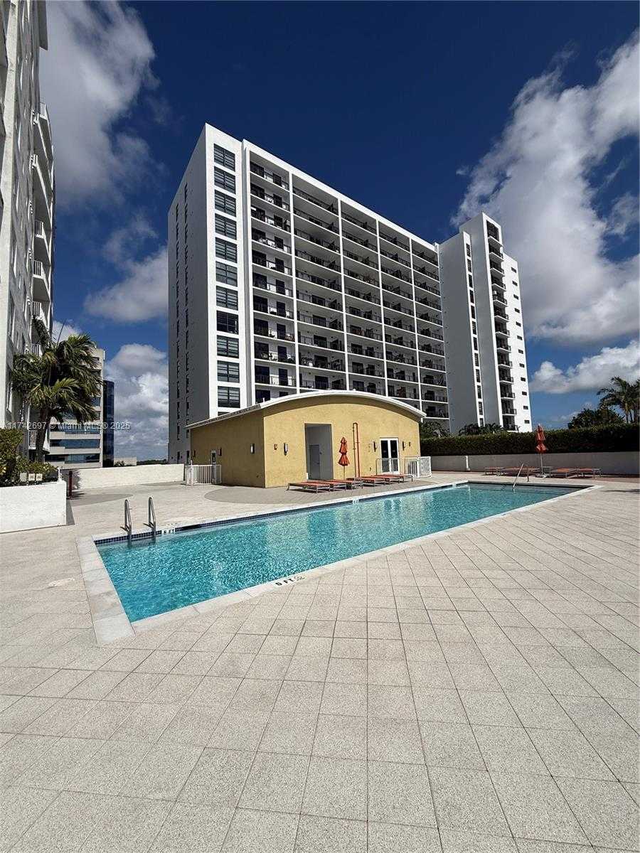Small Image of 3180 SOUTH WEST 22ND TER #TLL1, Miami Number 84