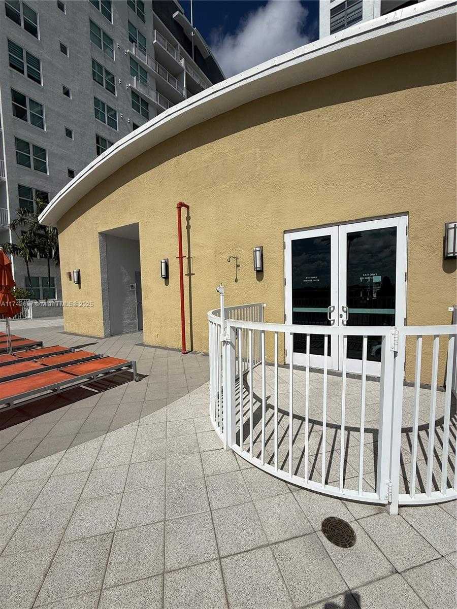 Small Image of 3180 SOUTH WEST 22ND TER #TLL1, Miami Number 91