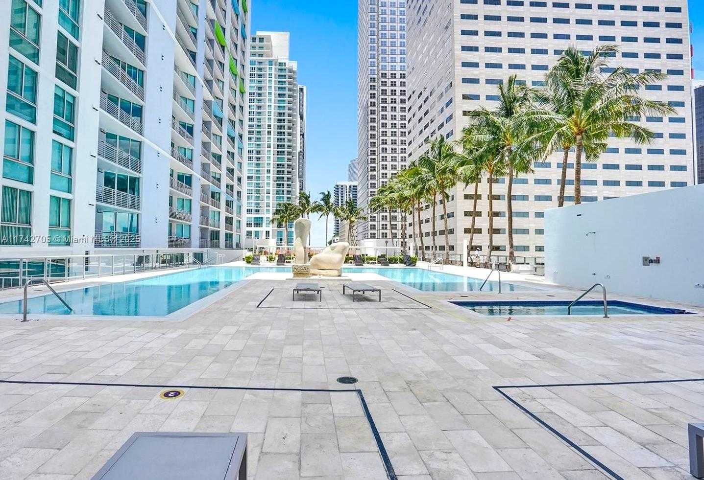 Small Image of 325 SOUTH BISCAYNE BLVD #1415, Miami Number 31