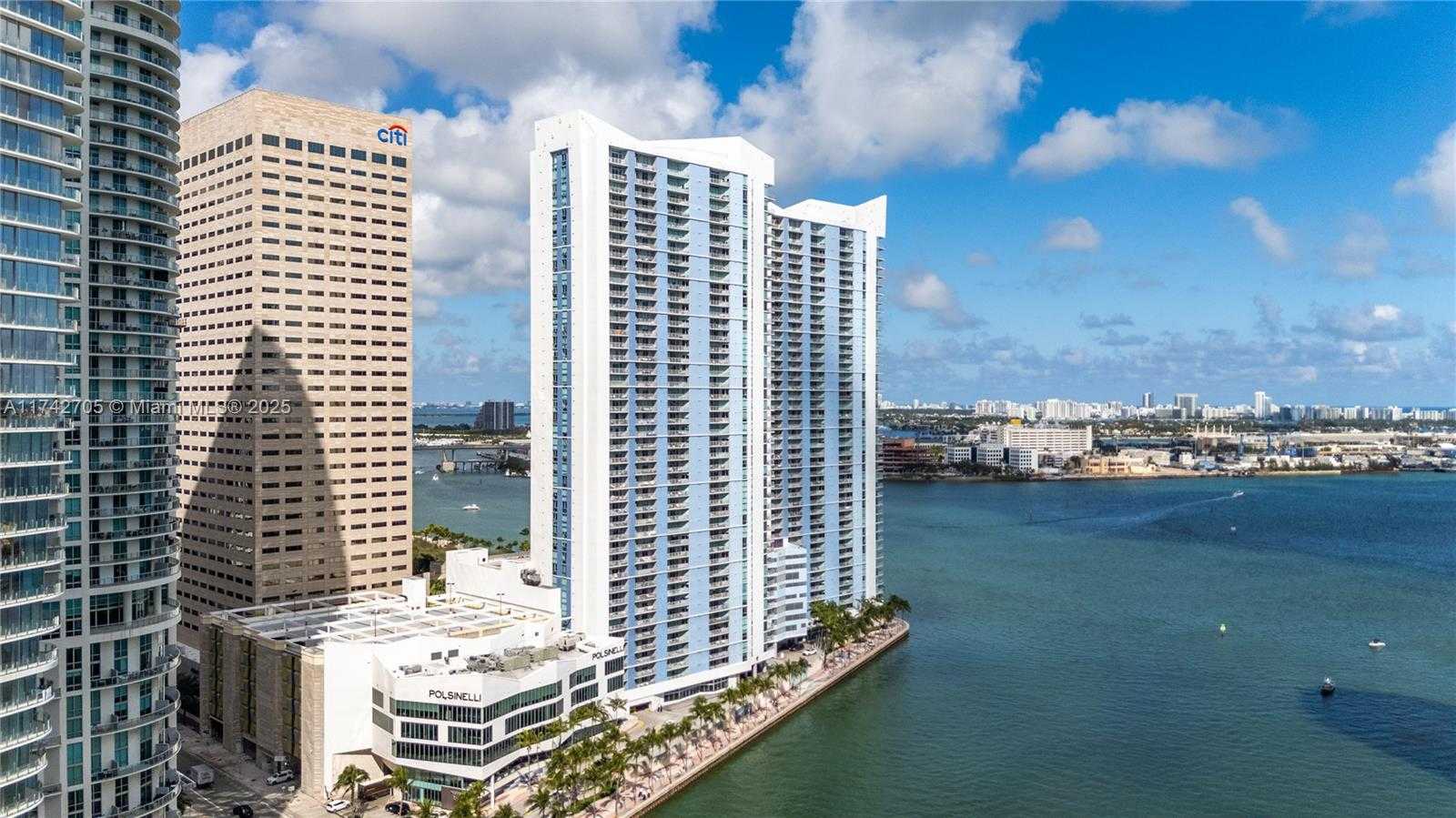 Small Image of 325 SOUTH BISCAYNE BLVD #1415, Miami Number 36