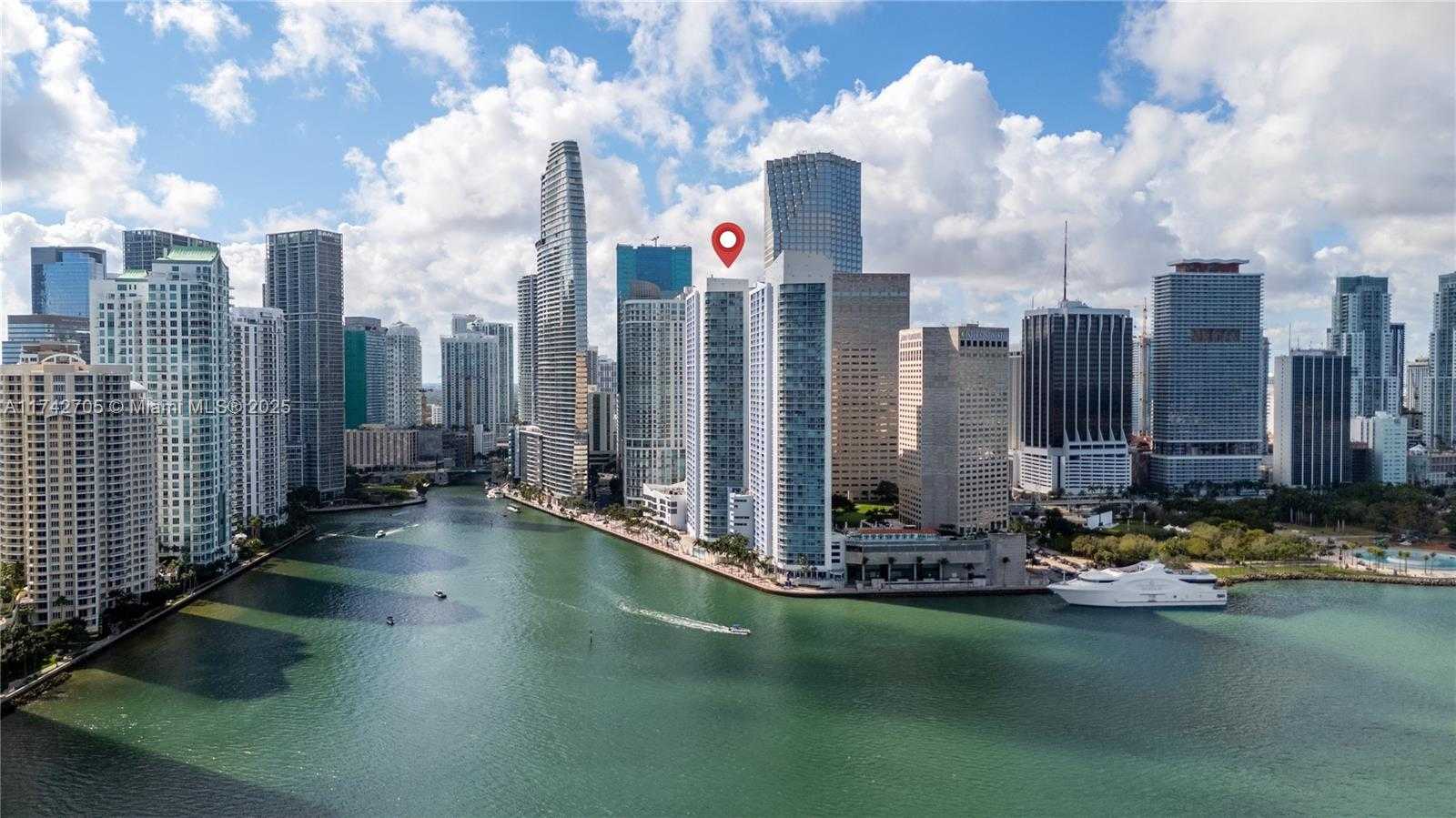 Small Image of 325 SOUTH BISCAYNE BLVD #1415, Miami Number 38