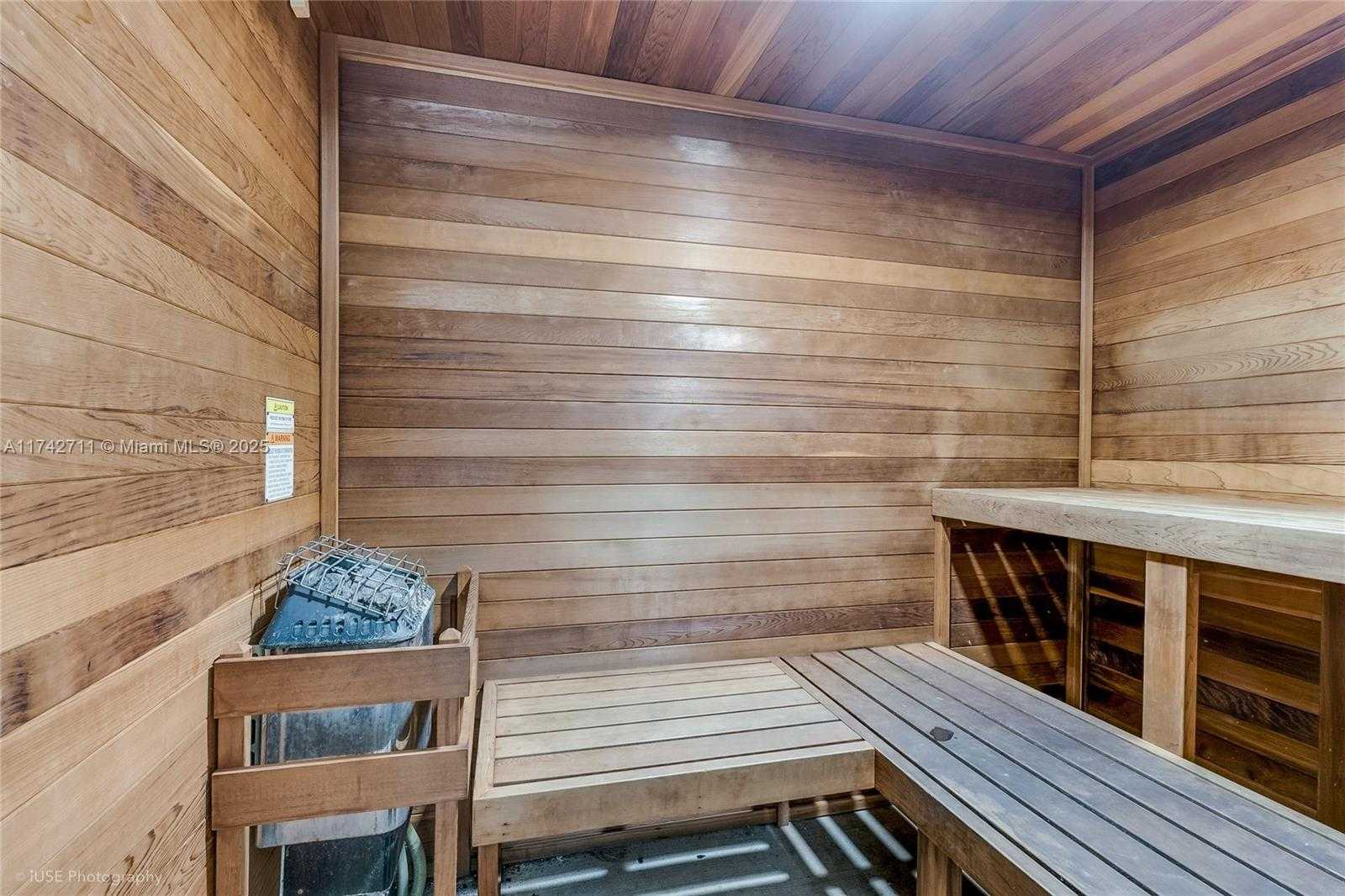 Small Image of 6580 INDIAN CREEK DR #304, Miami Beach Number 24