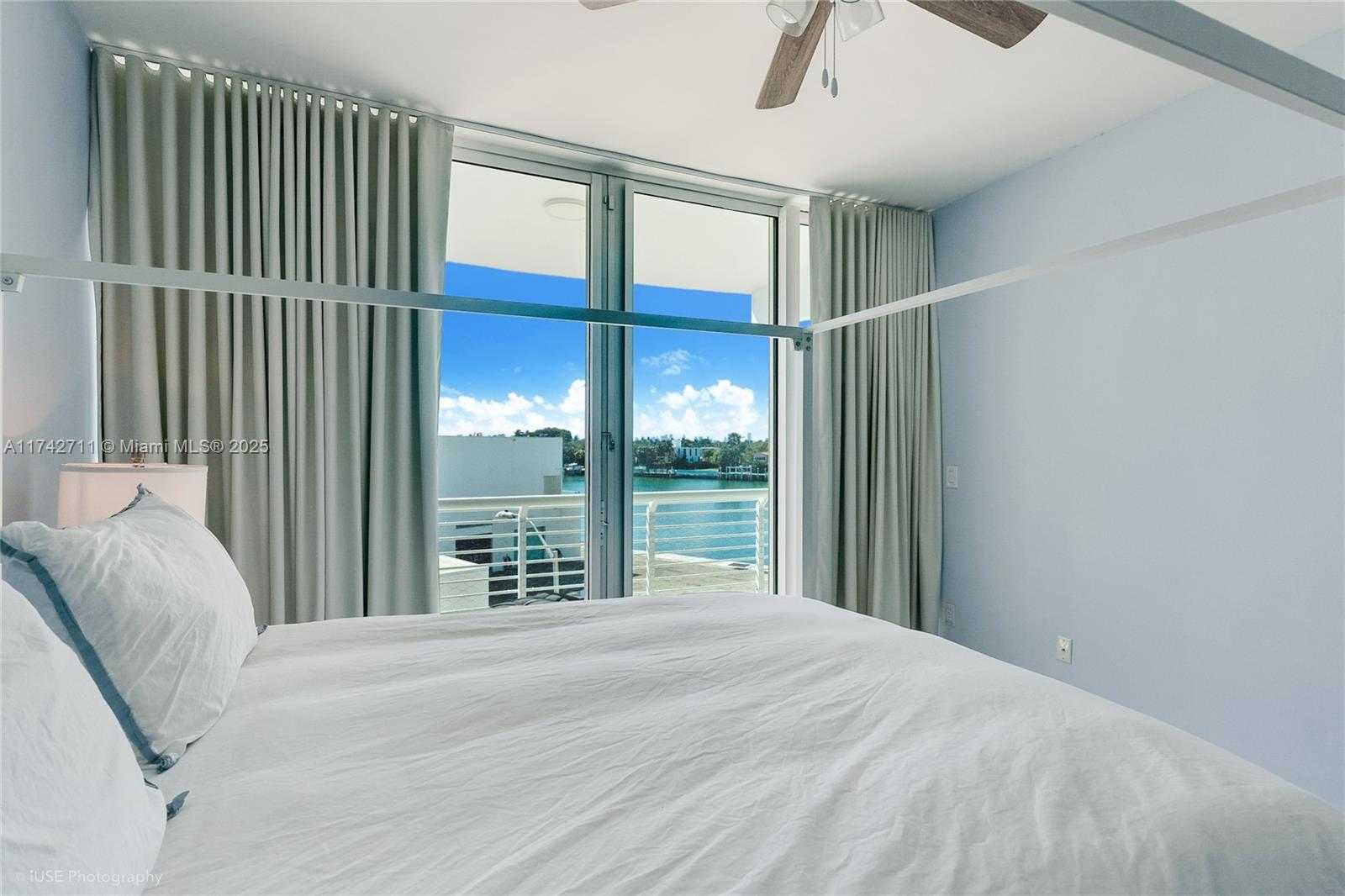 Small Image of 6580 INDIAN CREEK DR #304, Miami Beach Number 9
