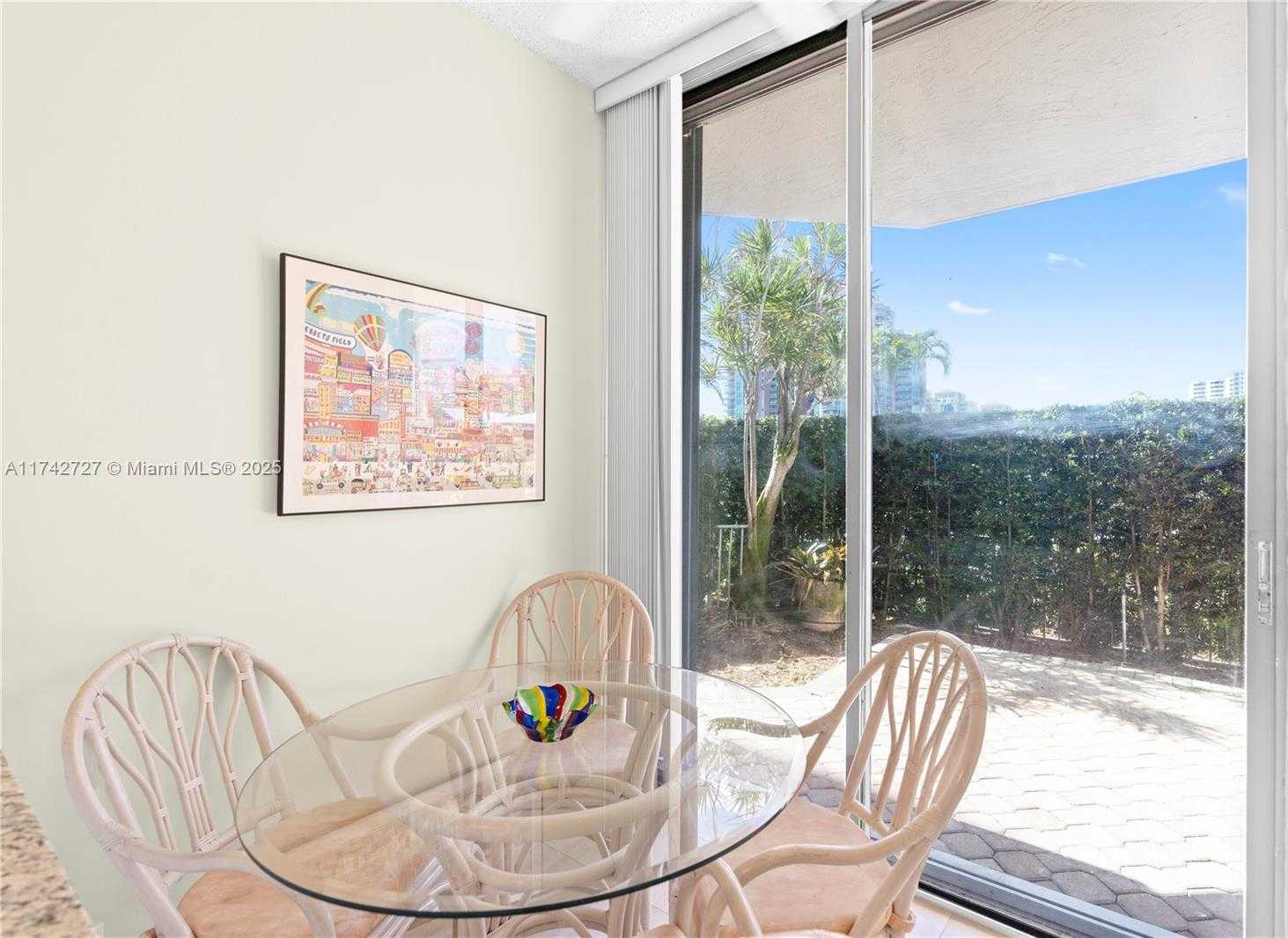 Small Image of 3530 MYSTIC POINTE DR #102, Aventura Number 10