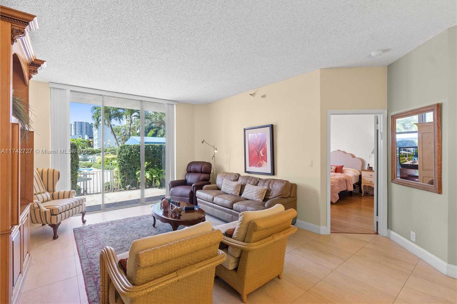 Small Image of 3530 MYSTIC POINTE DR #102, Aventura Number 7