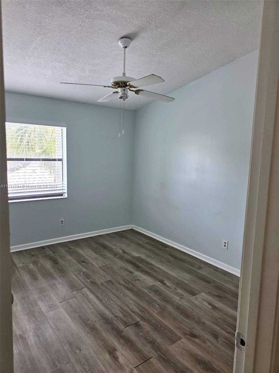Small Image of 9633 RIVERSIDE DR #E5, Coral Springs Number 12