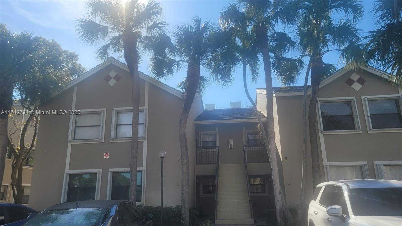 Small Image of 9633 RIVERSIDE DR #E5, Coral Springs Number 13