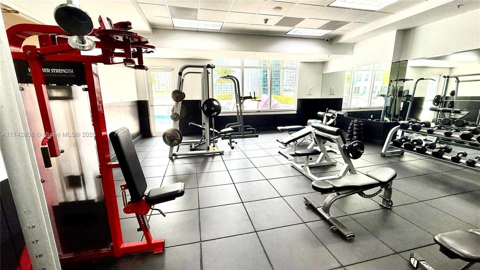 Small Image of 1200 BRICKELL BAY DR #2216, Miami Number 7
