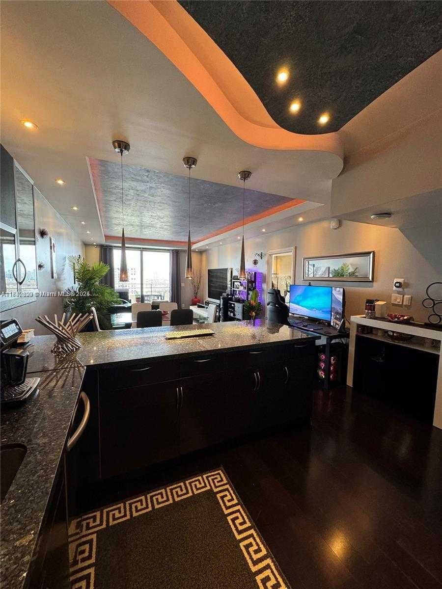 Small Image of 600 THREE ISLANDS BLVD #1820, Hallandale Beach Number 7