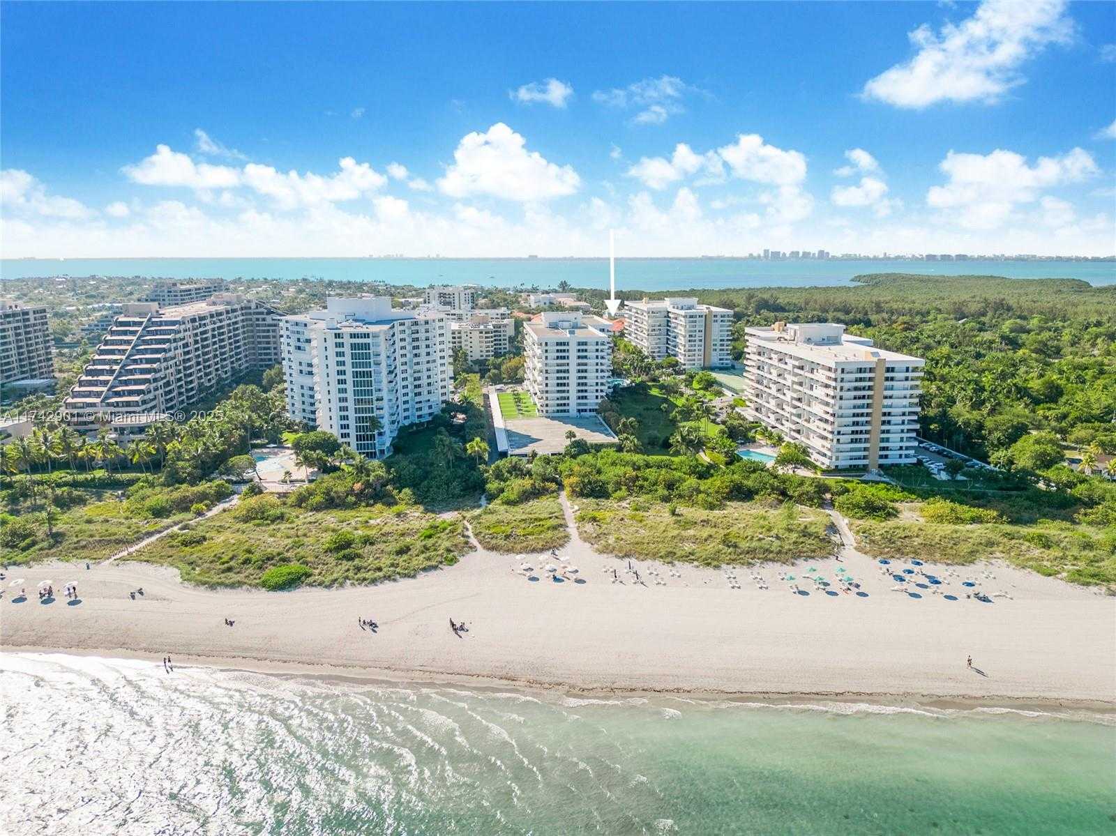 Small Image of 55 OCEAN LANE DR #1026, Key Biscayne Number 12