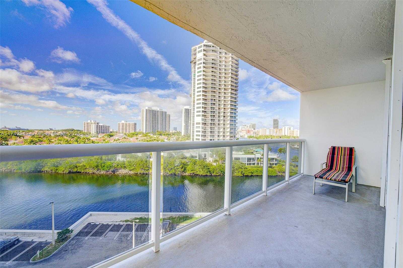 Small Image of 20515 EAST COUNTRY CLUB DR #849, Aventura Number 12