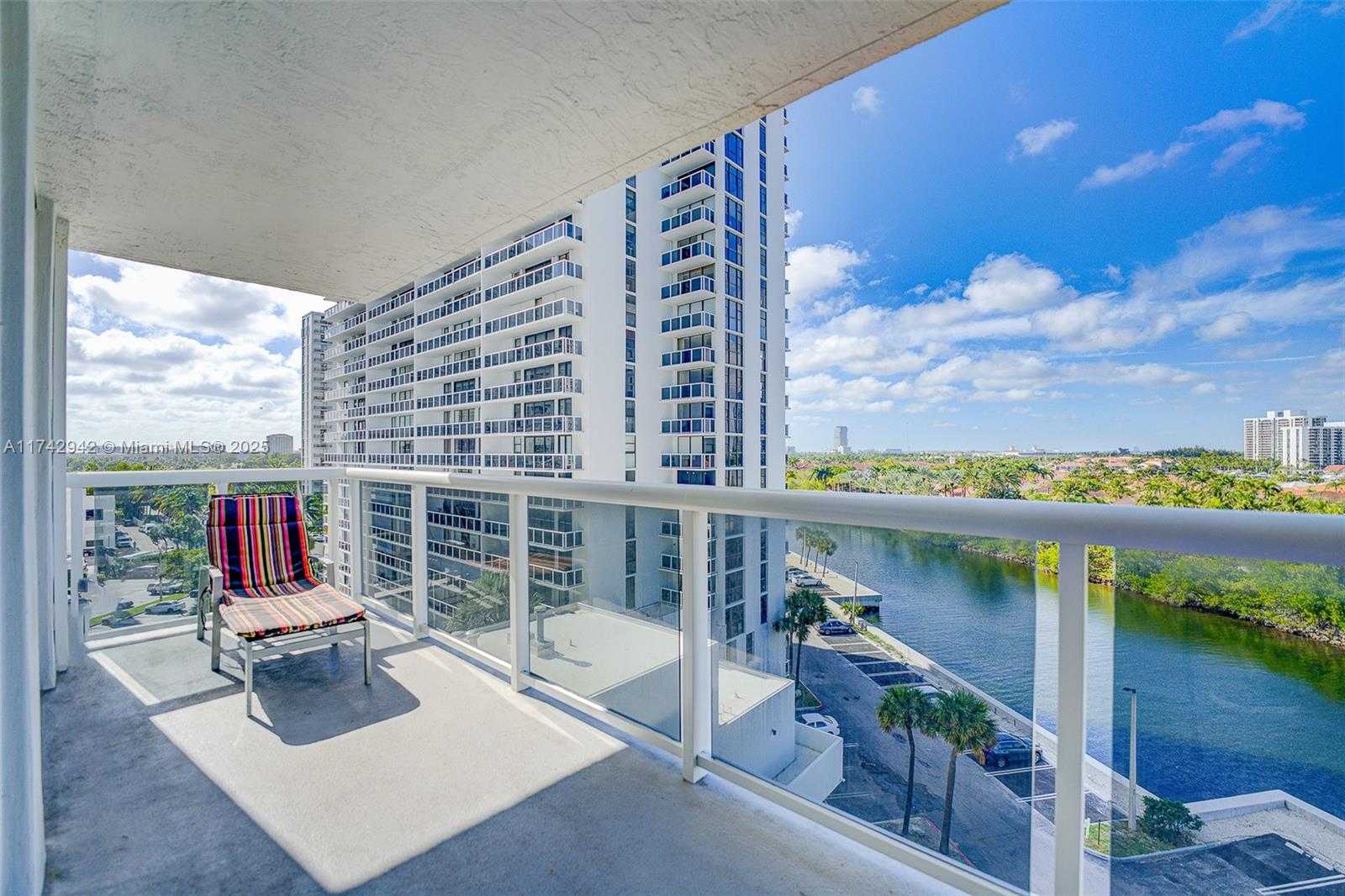 Small Image of 20515 EAST COUNTRY CLUB DR #849, Aventura Number 13