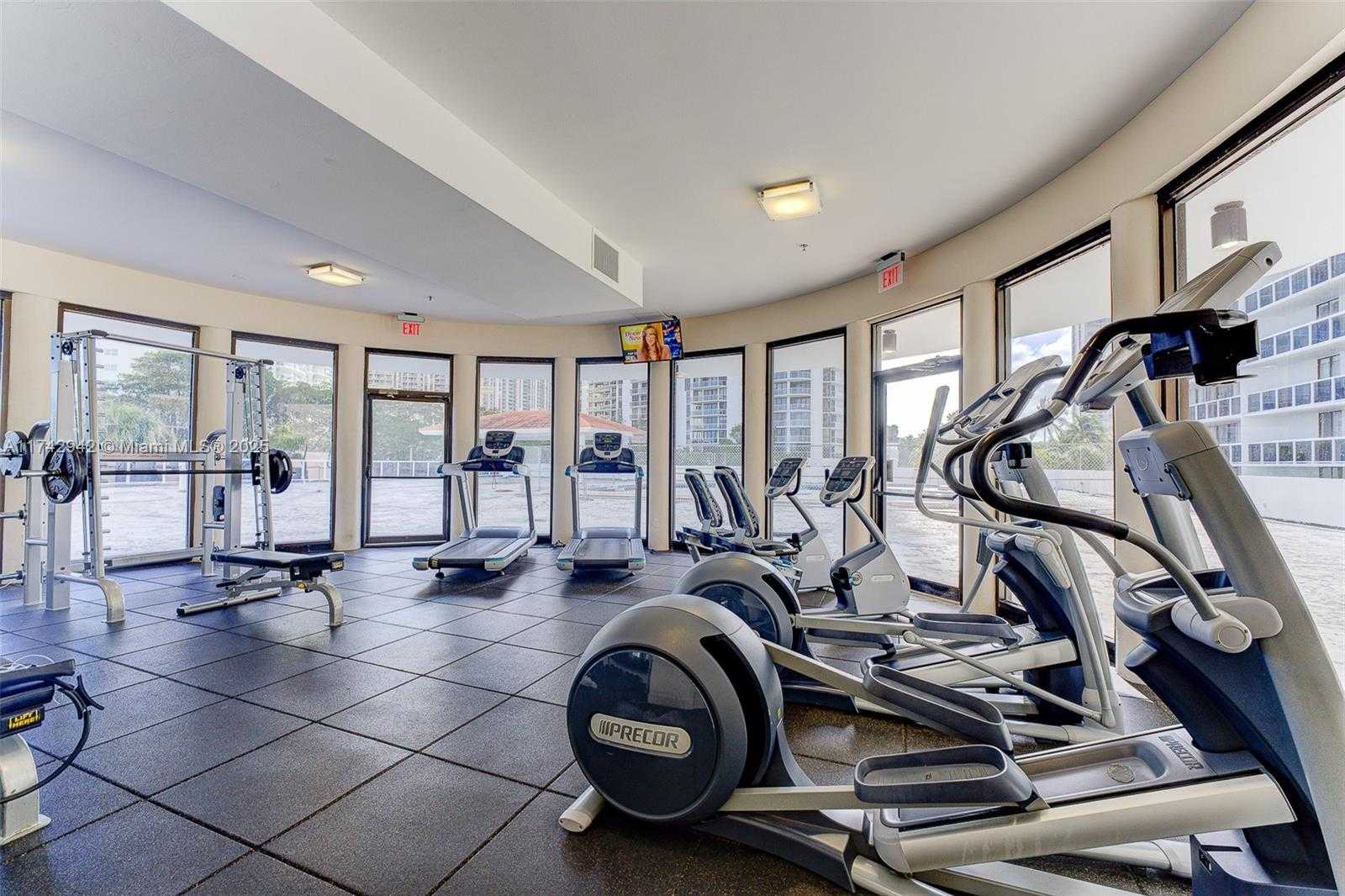 Small Image of 20515 EAST COUNTRY CLUB DR #849, Aventura Number 16