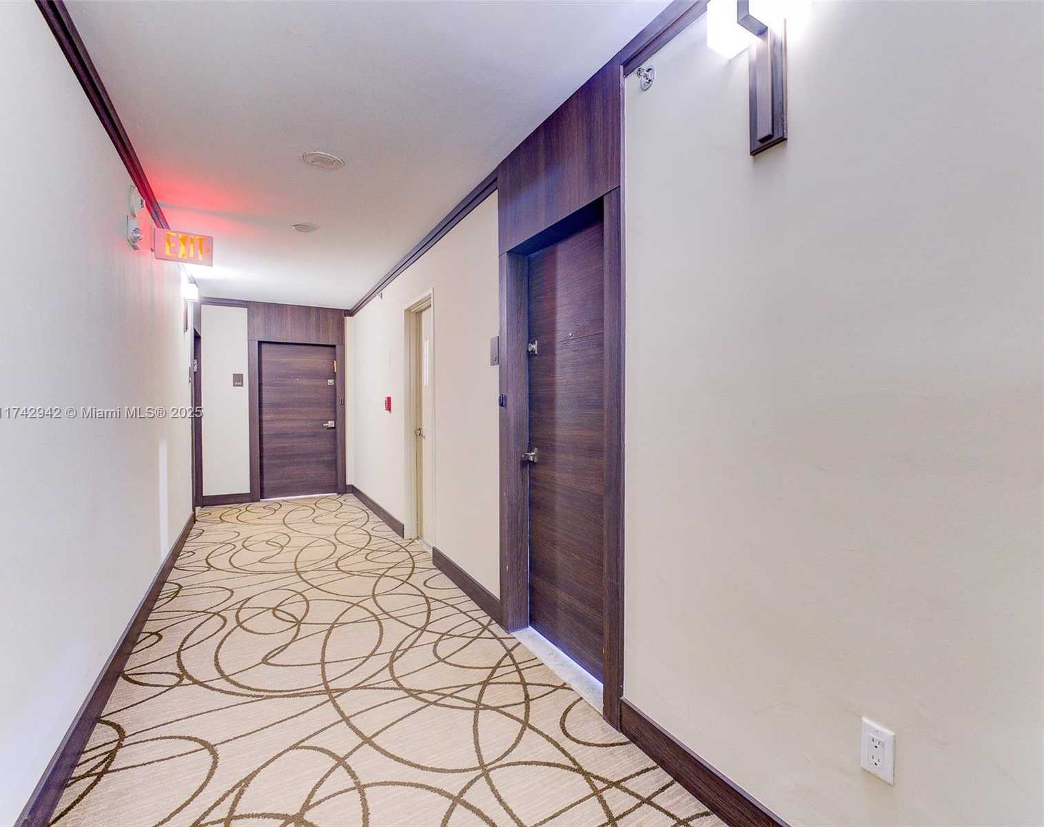 Small Image of 20515 EAST COUNTRY CLUB DR #849, Aventura Number 7