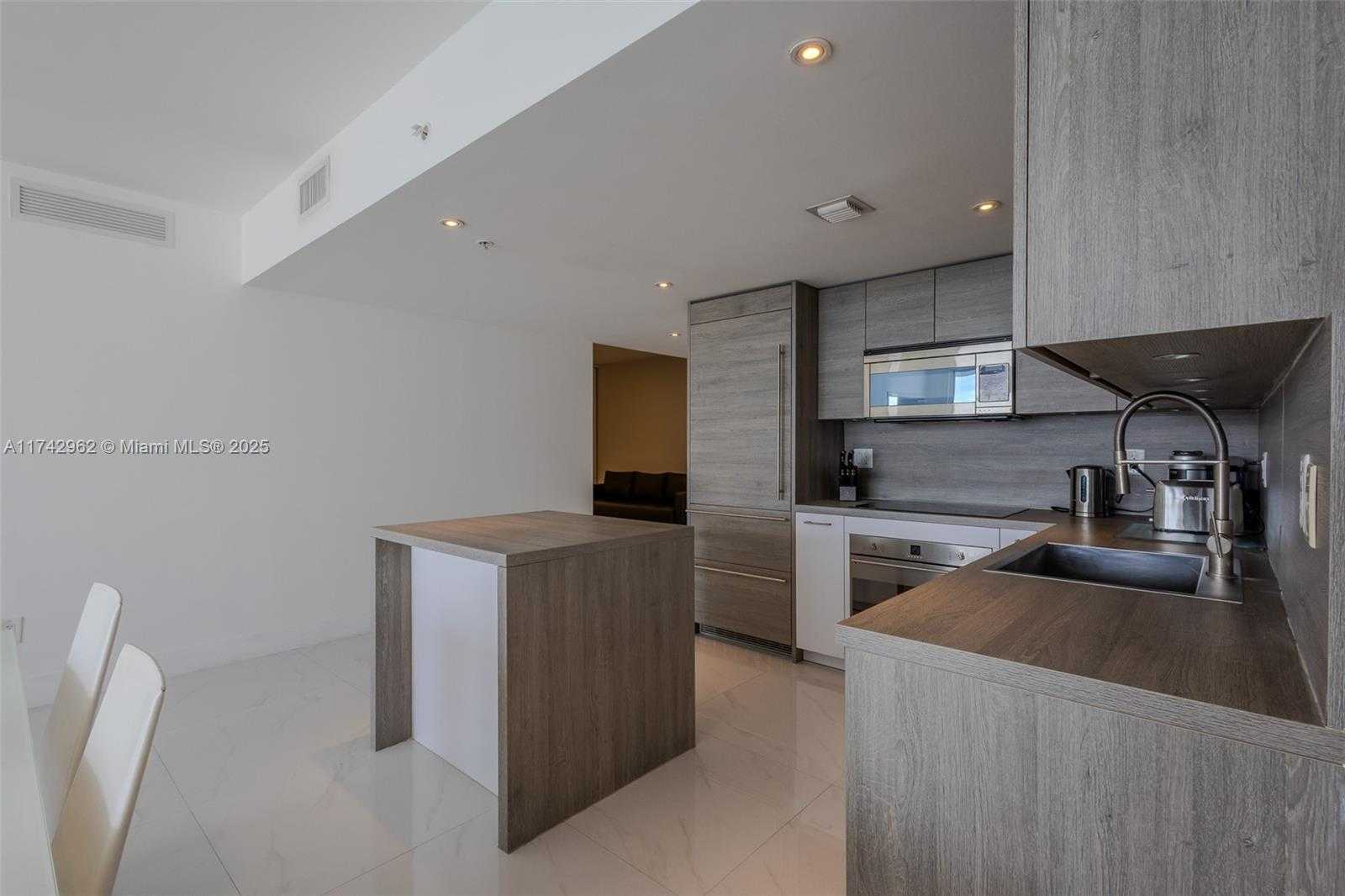 Small Image of 400 SUNNY ISLES BLVD #602, Sunny Isles Beach Number 11