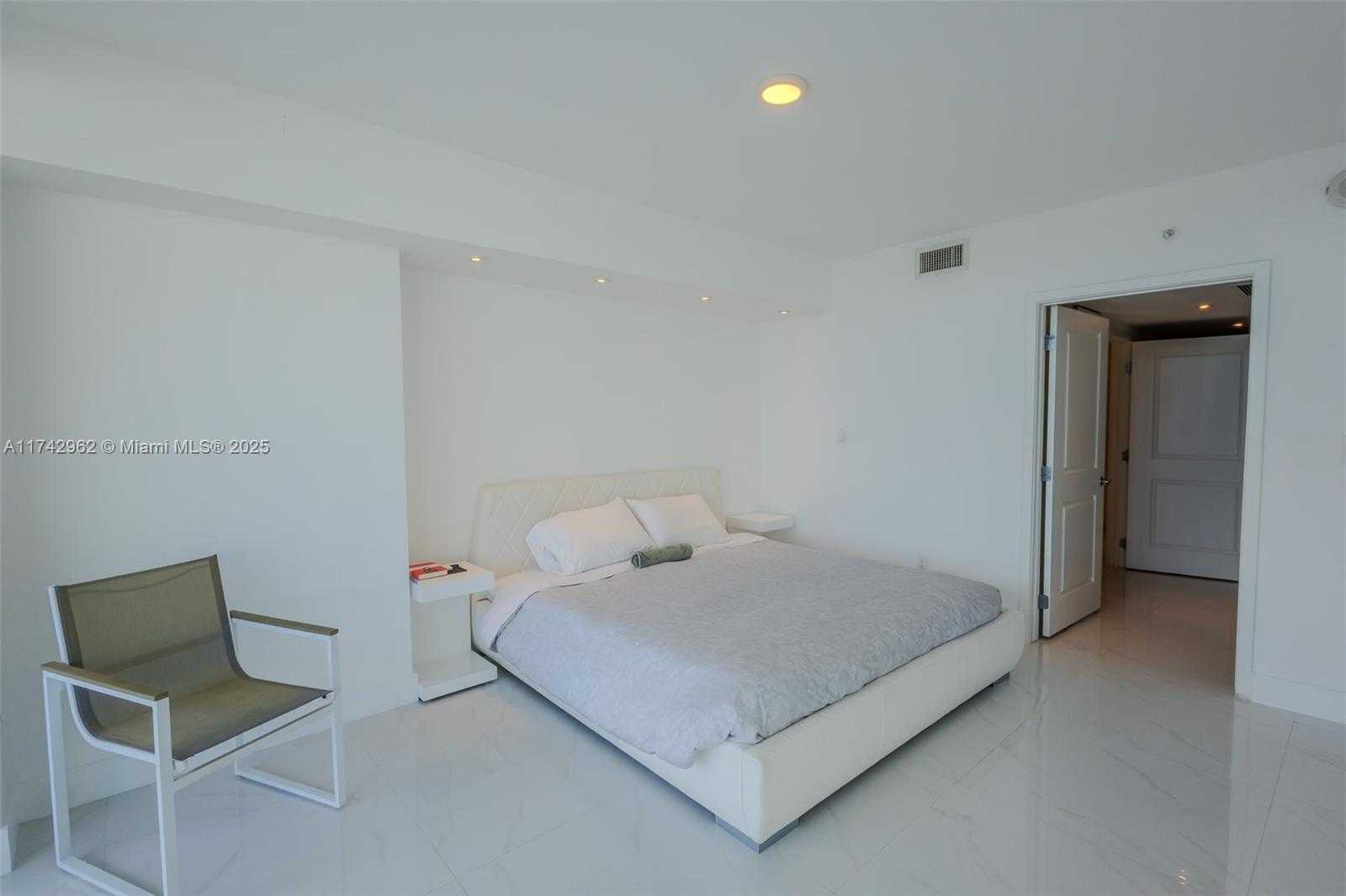 Small Image of 400 SUNNY ISLES BLVD #602, Sunny Isles Beach Number 20
