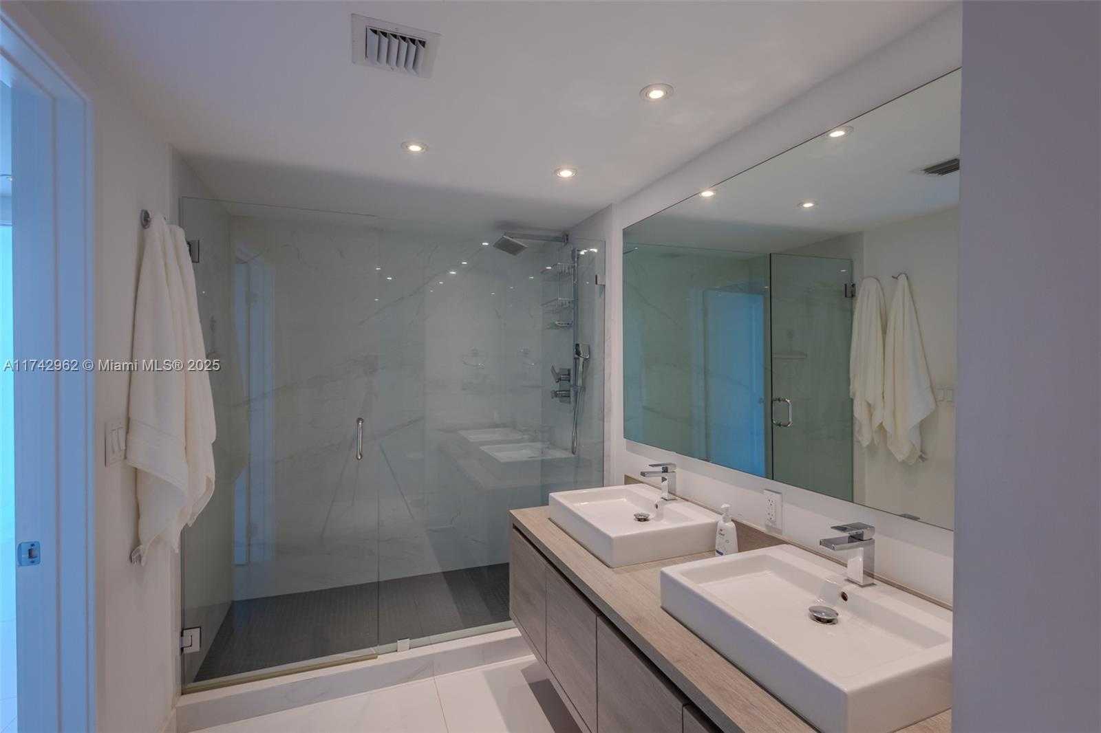 Small Image of 400 SUNNY ISLES BLVD #602, Sunny Isles Beach Number 21