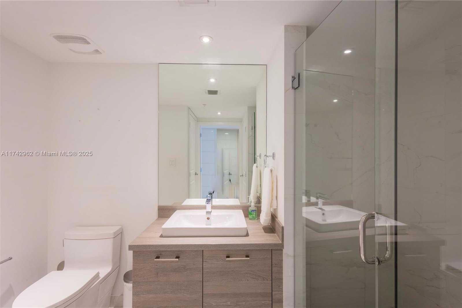 Small Image of 400 SUNNY ISLES BLVD #602, Sunny Isles Beach Number 29