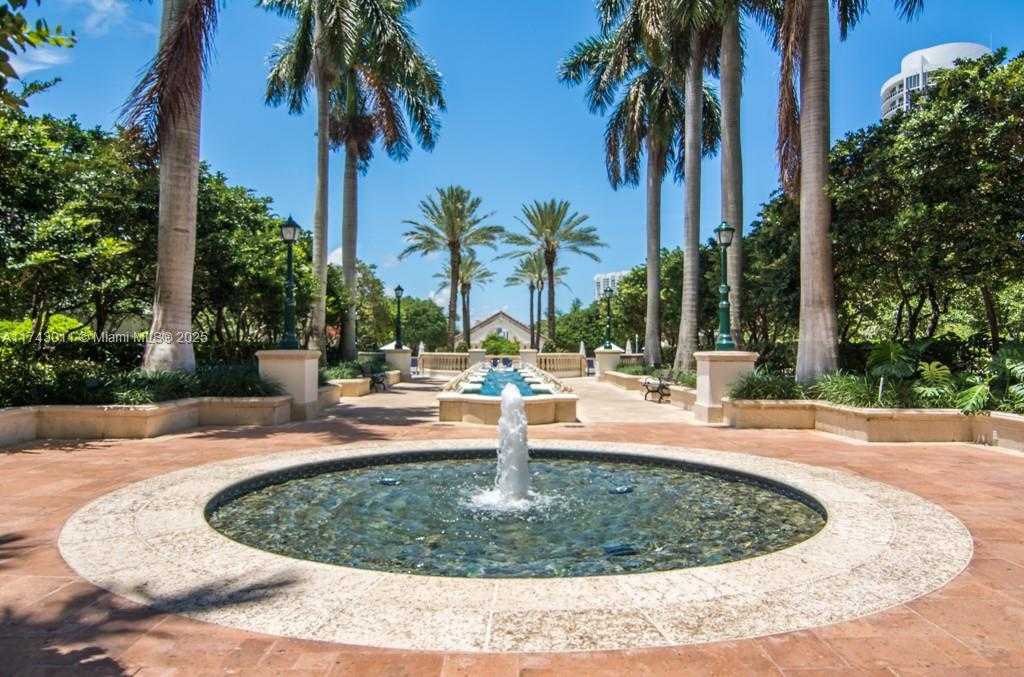 Small Image of 2000 ISLAND BLVD #1708, Aventura Number 31