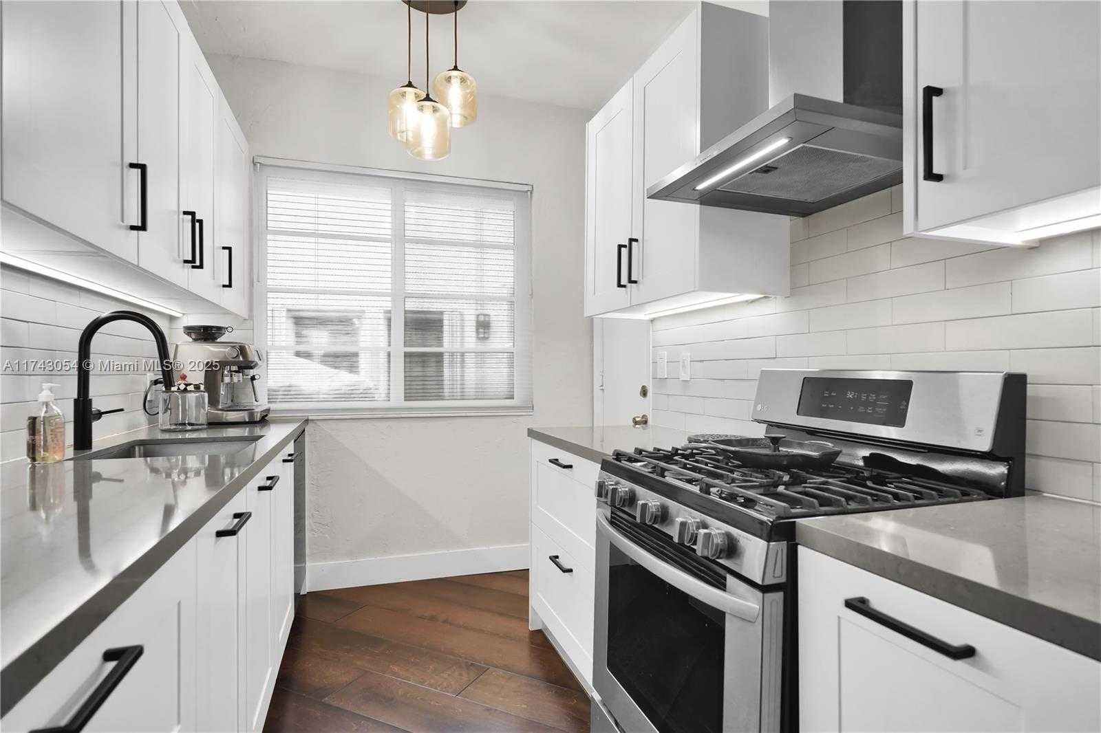 Small Image of 349 MERIDIAN AVE #B107, Miami Beach Number 11