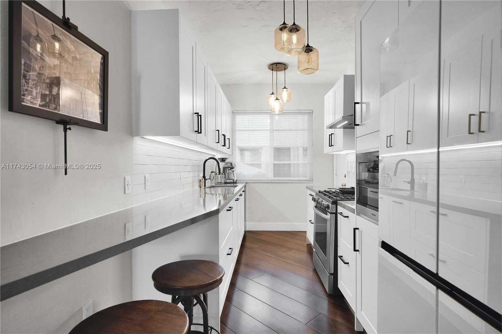 Small Image of 349 MERIDIAN AVE #B107, Miami Beach Number 9