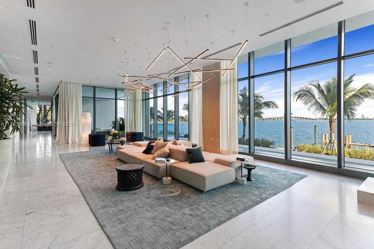 Small Image of 3131 NE 7th Ave, Miami, FL 33137, USA Number 30