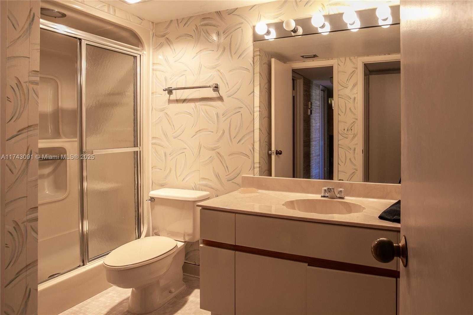 Small Image of 300 THREE ISLANDS BLVD #406, Hallandale Beach Number 10