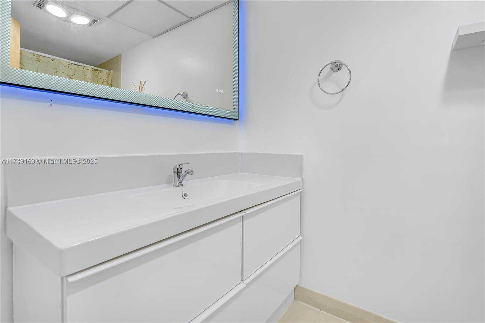 Small Image of 619 NORTH EAST 14TH AVE #202, Hallandale Beach Number 18