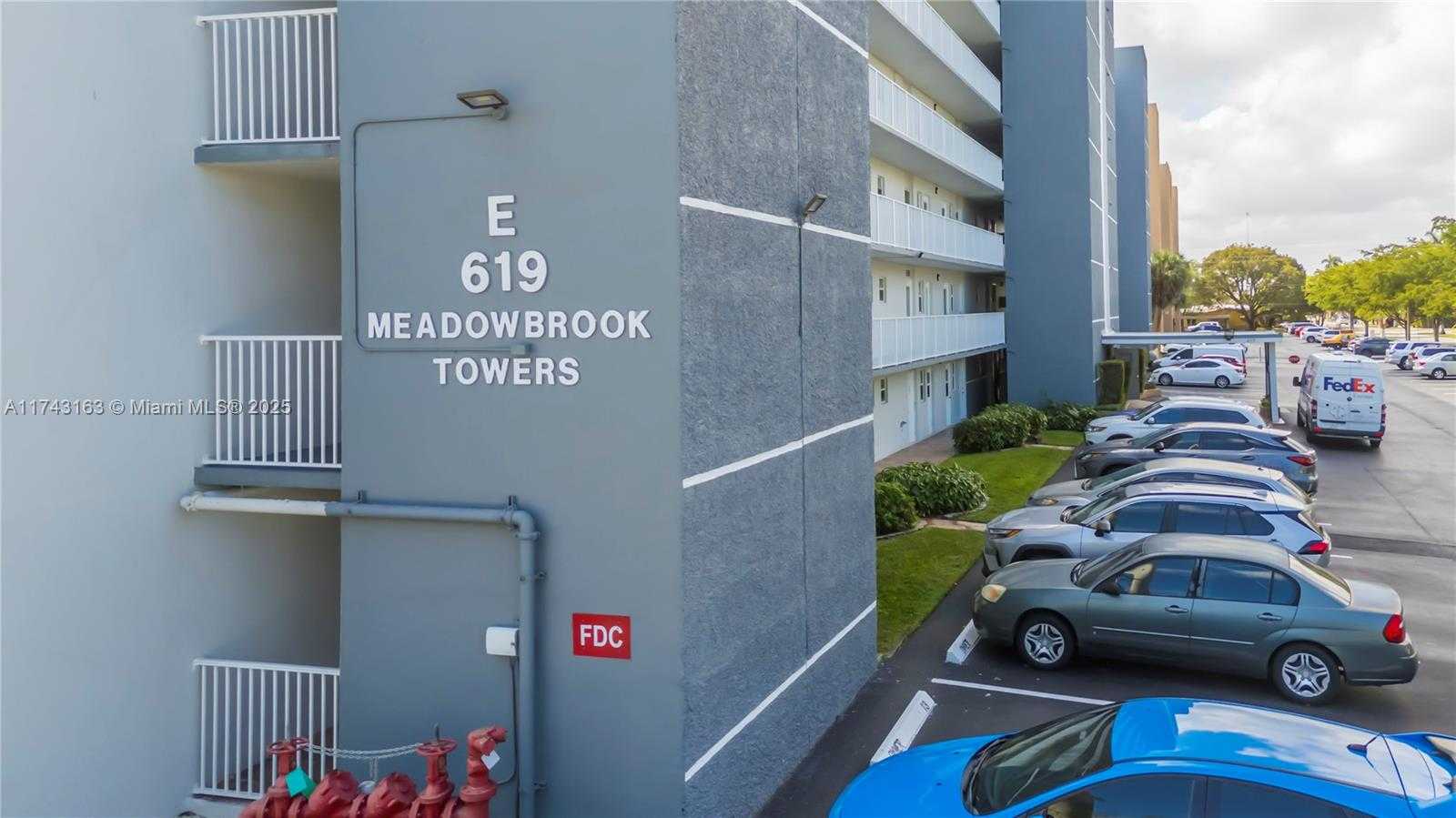 Small Image of 619 NORTH EAST 14TH AVE #202, Hallandale Beach Number 2