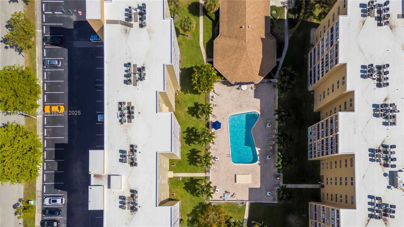 Small Image of 619 NORTH EAST 14TH AVE #202, Hallandale Beach Number 31