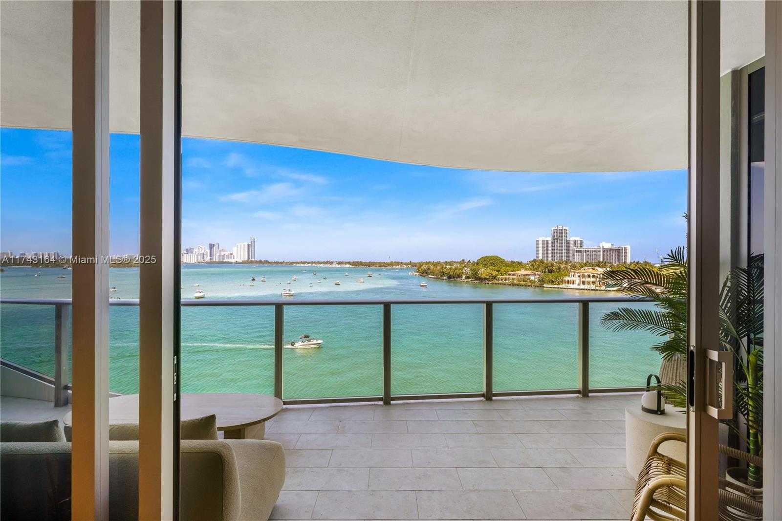 Small Image of 1135 103 ST #602, Bay Harbor Islands Number 10