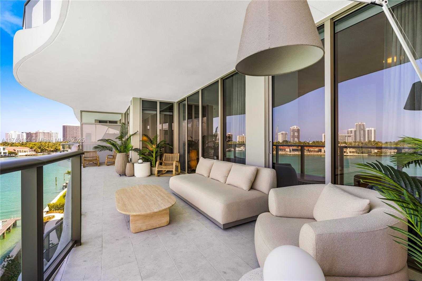 Small Image of 1135 103 ST #602, Bay Harbor Islands Number 11