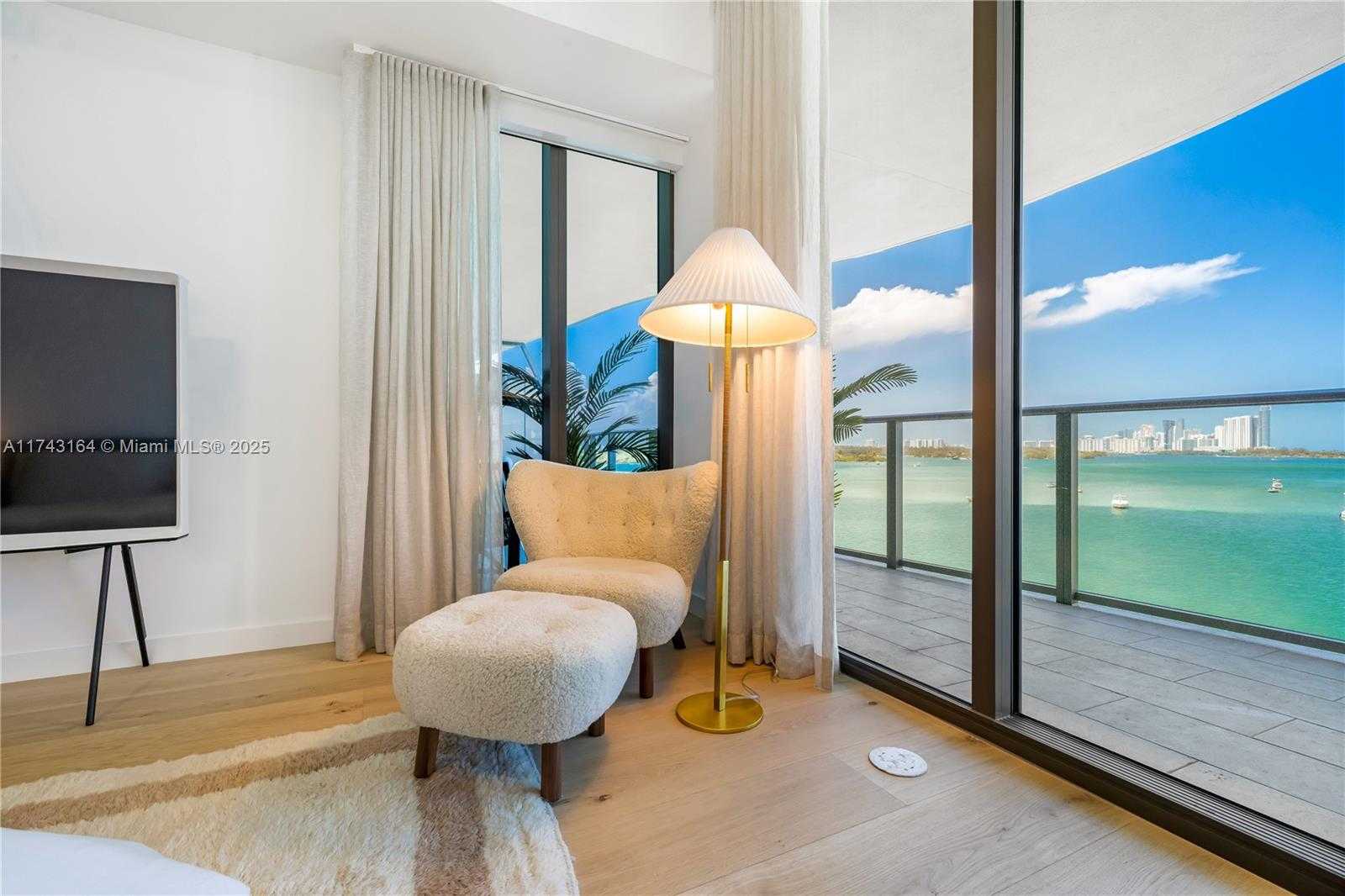 Small Image of 1135 103 ST #602, Bay Harbor Islands Number 13