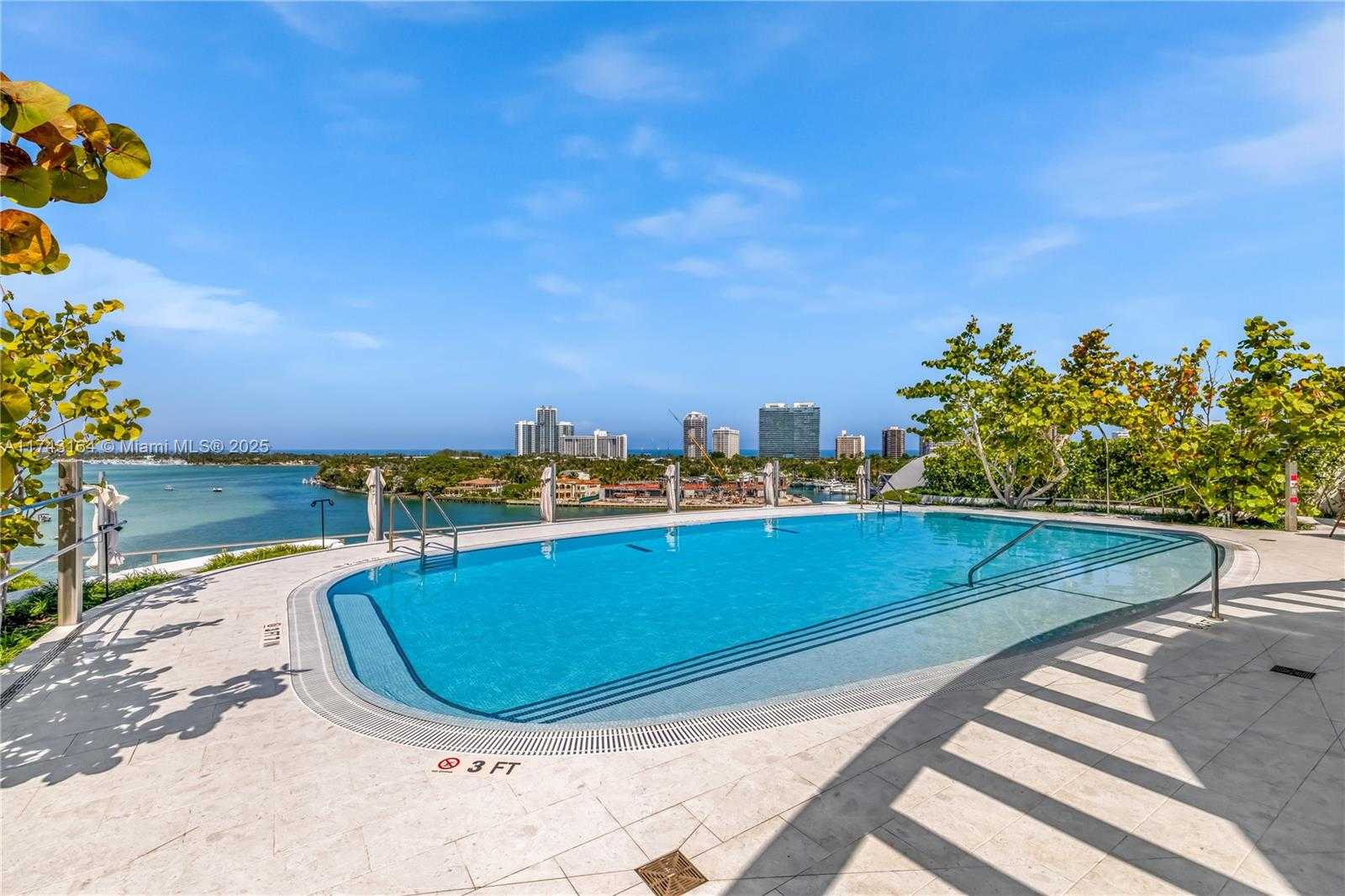 Small Image of 1135 103 ST #602, Bay Harbor Islands Number 25