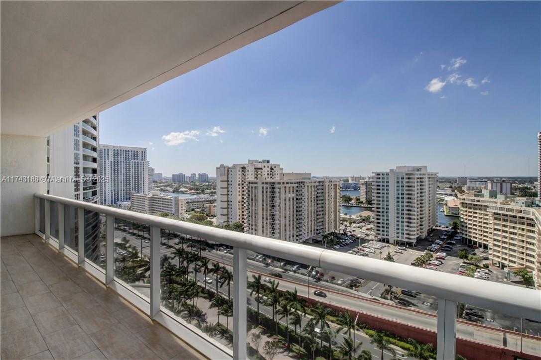 Small Image of 1830 SOUTH OCEAN DR #1708, Hallandale Beach Number 11