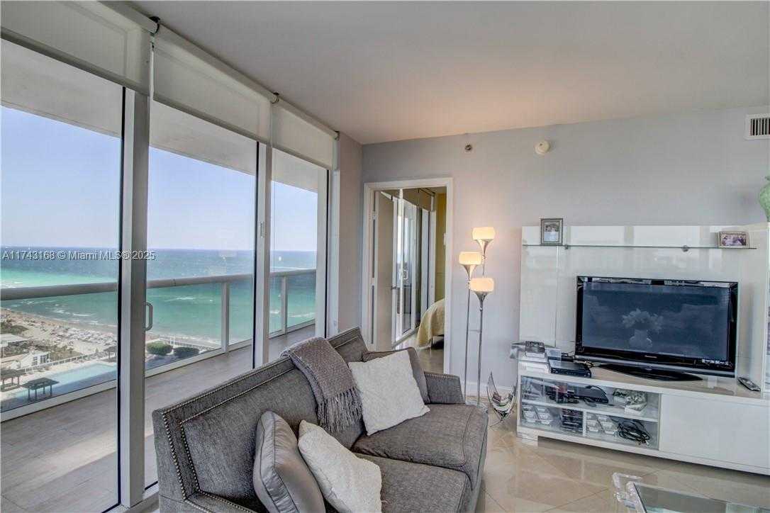 Small Image of 1830 SOUTH OCEAN DR #1708, Hallandale Beach Number 5