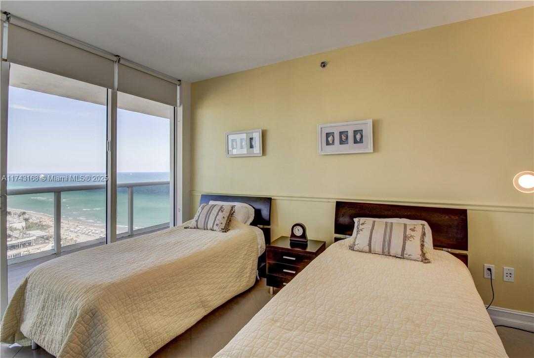 Small Image of 1830 SOUTH OCEAN DR #1708, Hallandale Beach Number 9