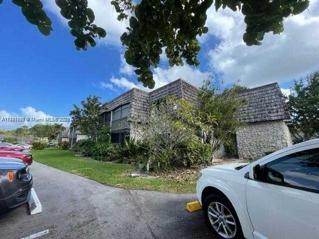 Small Image of 3109 OAKLAND SHORES DR #G212, Oakland Park Number 4