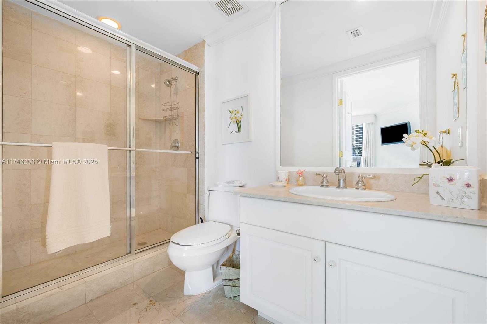 Small Image of 3370 HIDDEN BAY DR #1702, Aventura Number 17