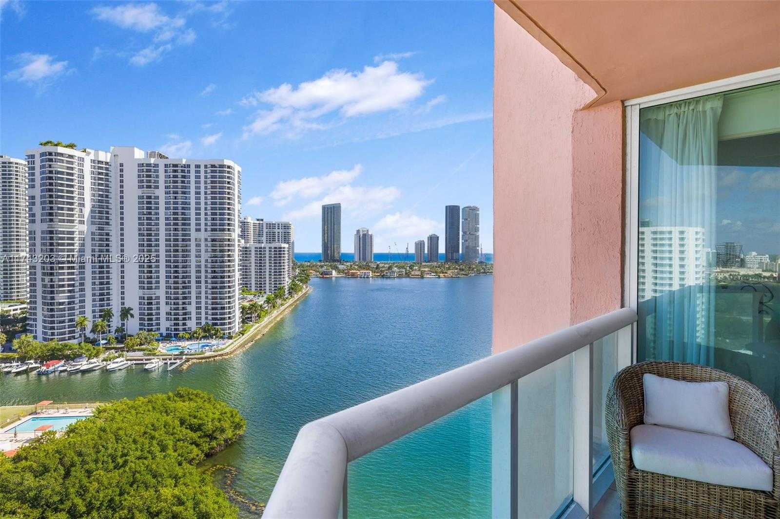 Small Image of 3370 HIDDEN BAY DR #1702, Aventura Number 35