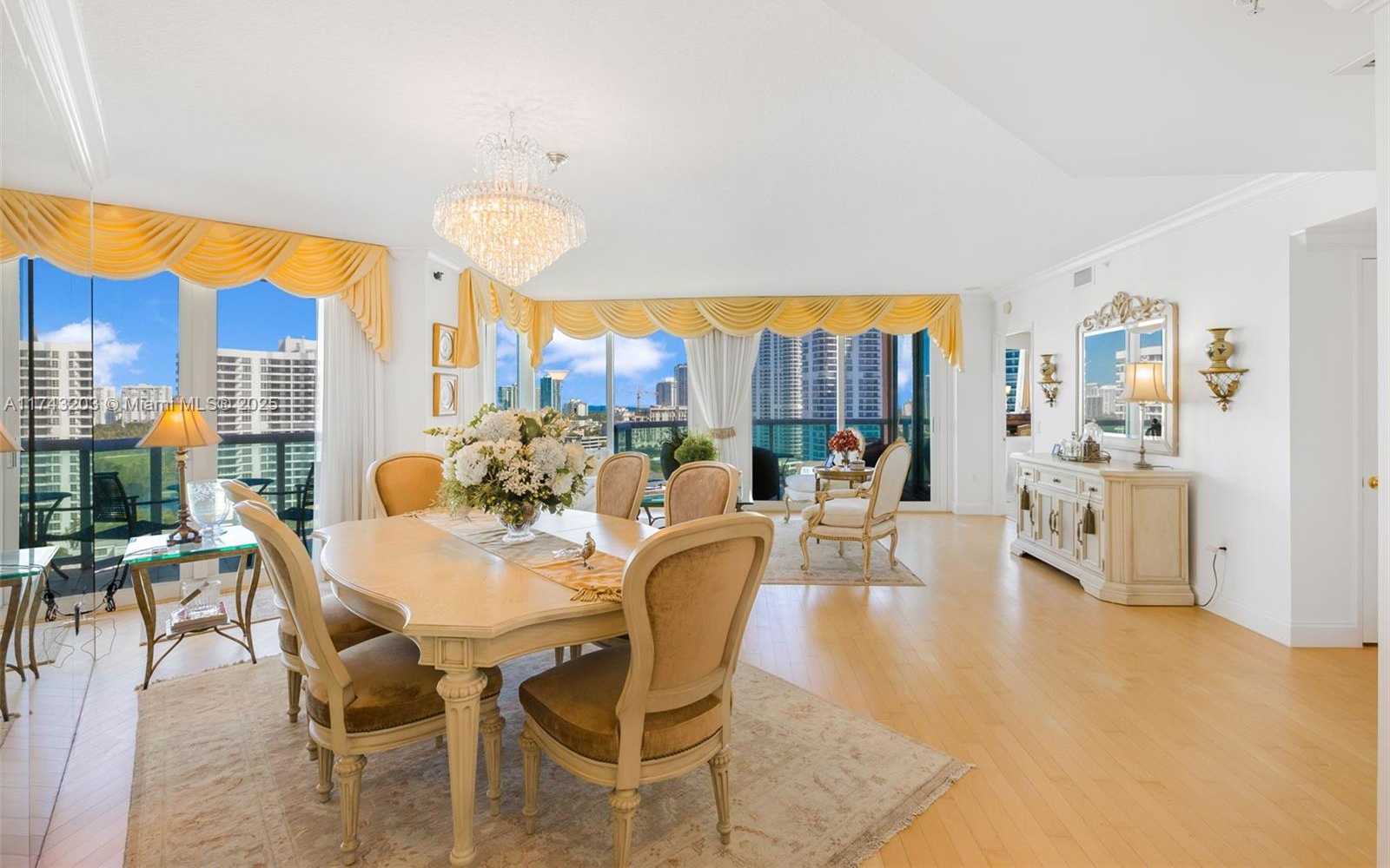 Small Image of 3370 HIDDEN BAY DR #1702, Aventura Number 4