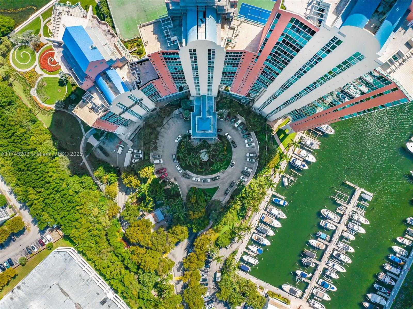 Small Image of 3370 HIDDEN BAY DR #1702, Aventura Number 49